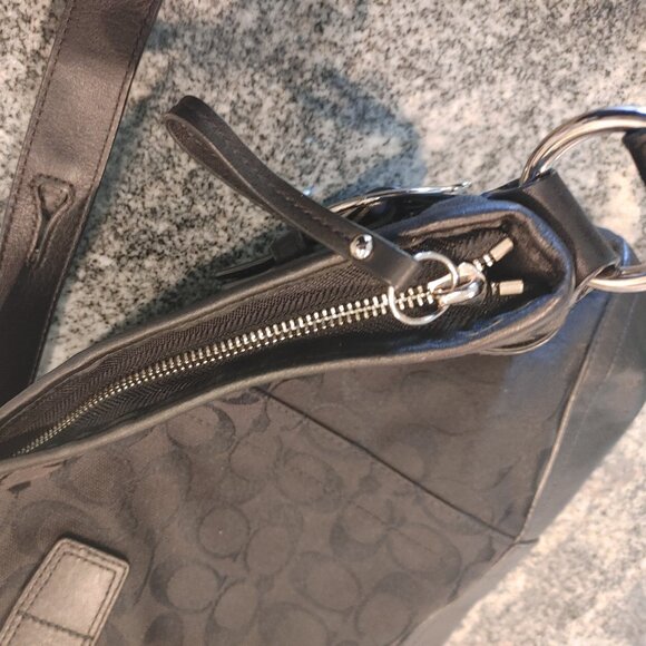 Coach Signature Purse - Shoulder Crossbody Bag, Leather/Canvas, Black. - Picture 6 of 16